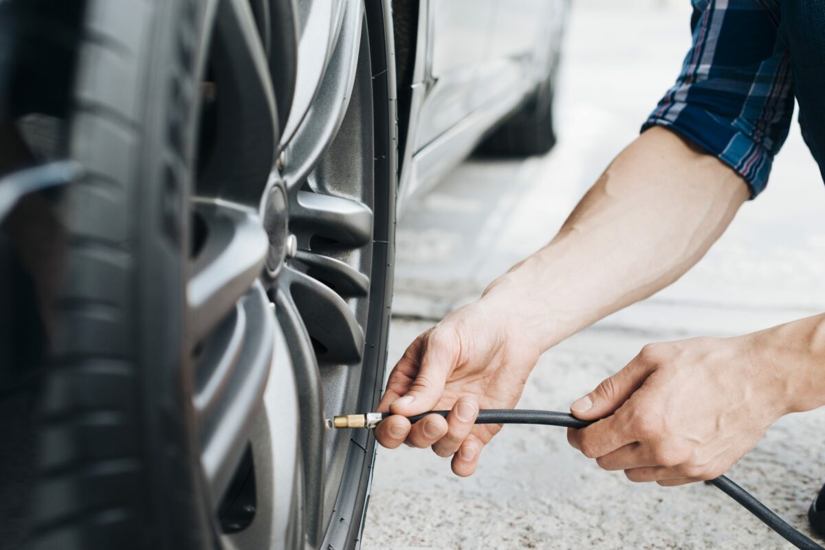 Rouler en toute sécurité et économiser du carburant avec la bonne pression des pneus